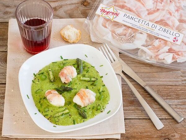 Ricette senza glutine: Involtini di rana pescatrice e Pancetta di Zibello su crema di asparagi