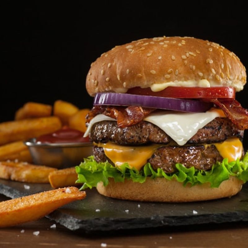 Storia dell'hamburger: dalla Svizzera all'America