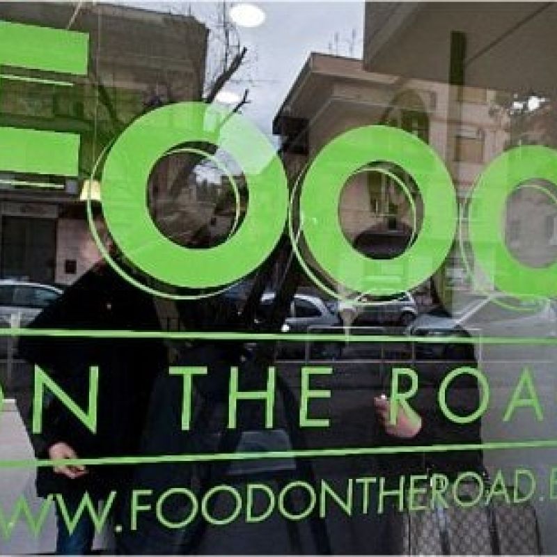 Insegna di Food on the road