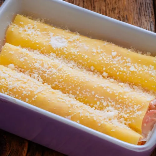Cannelloni con ricotta e prosciutto cotto