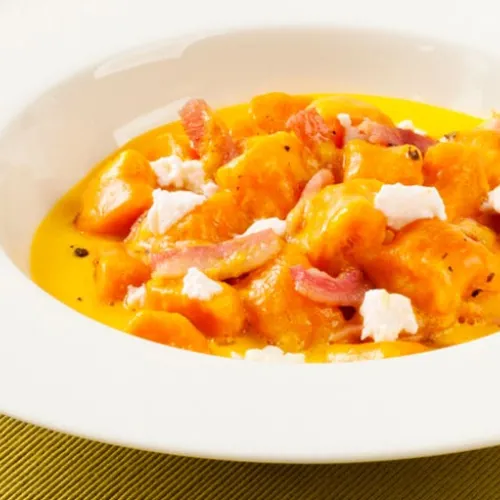 gnocchi di carote effetto carbonara