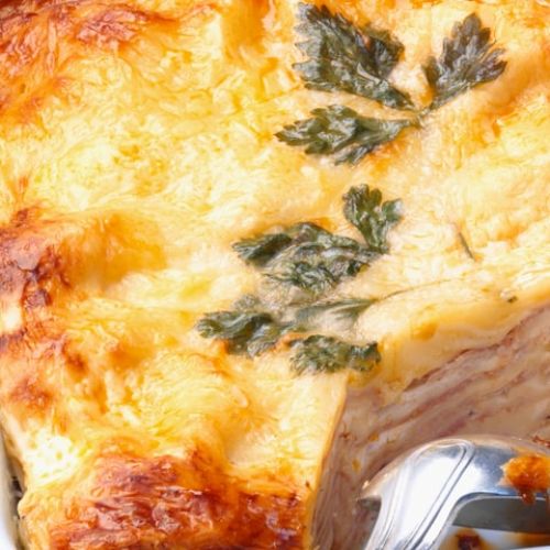 Lasagne with cooked ham and white sauce