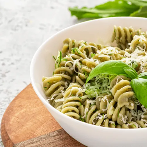 pasta al pesto con speck