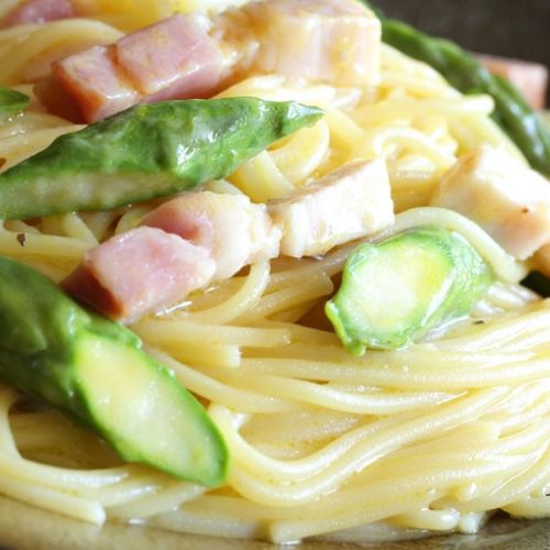 Pasta with asparagus 
