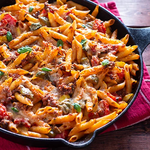 pasta con crema di peperoni e speck