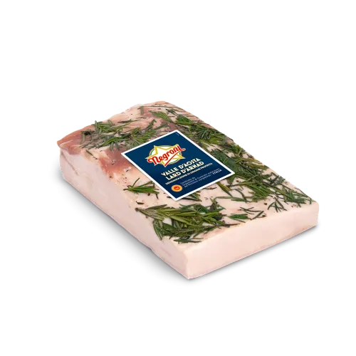 lardo d'arnad parzialmente affettato