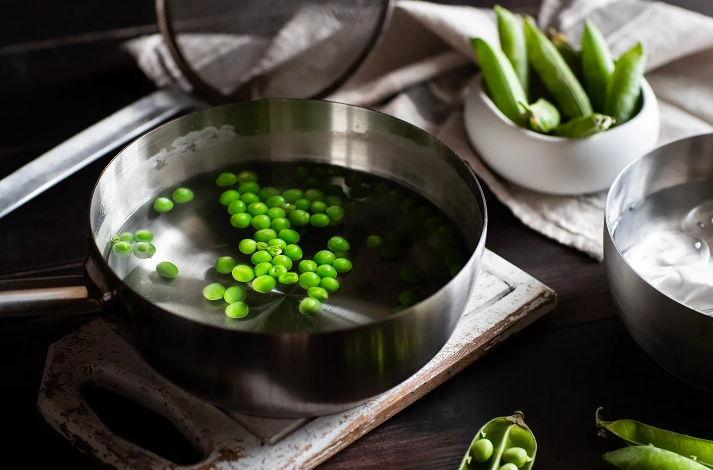 Linguina carbonara di gambero e pancetta dolce e piselli 